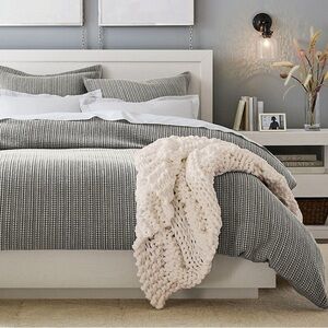 Pottery Barn Honeycomb Cotton Duvet Cover King Size with Shams